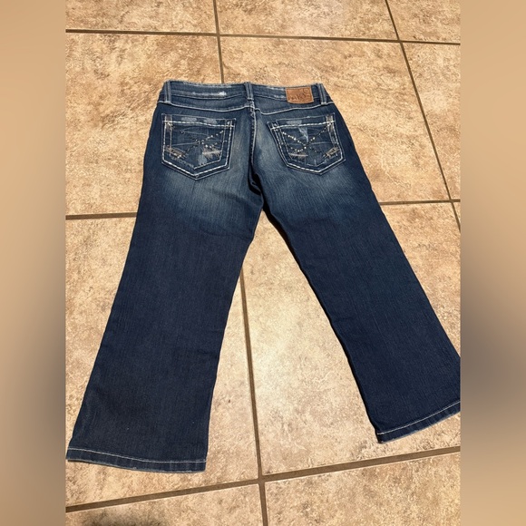 BKE Stella Women's cropped Blue Jeans - Picture 6 of 10